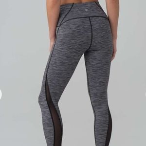 Lululemon Train Times 7/8 Pant  in We Are From Space Size 4